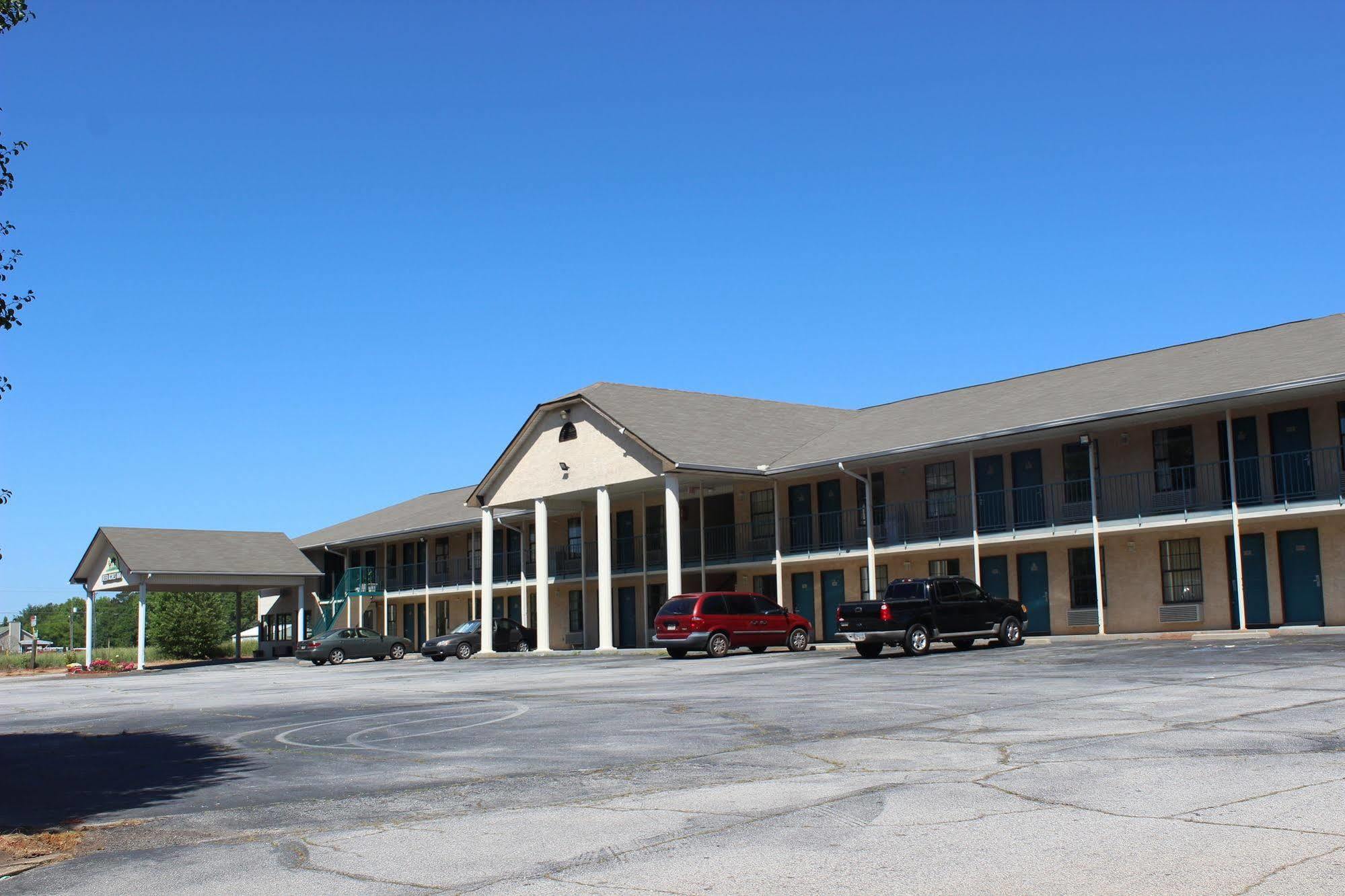 Deer Acres Inn Monroe Exterior photo